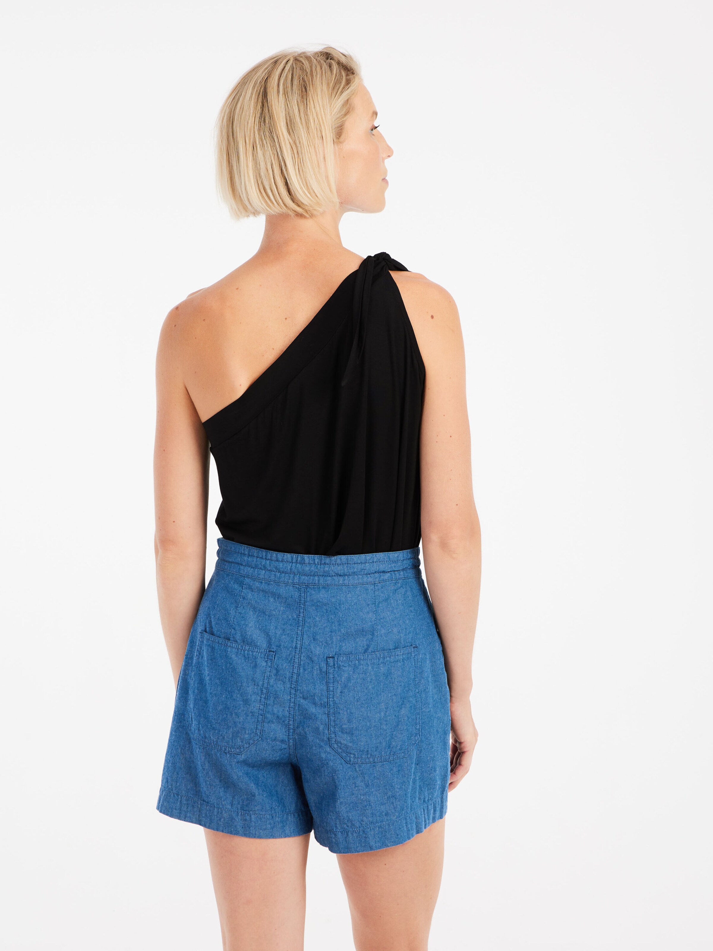 PROTEST Shirt 'PRTSelma'‌‌‌‌‌‌ in Schwarz