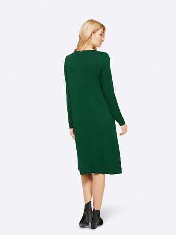 Robe heine en vert : devant