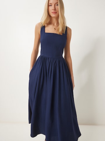 Happiness İstanbul Sukienka w kolorze niebieski