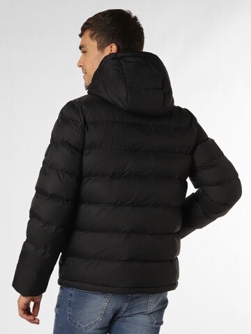 GANT Winter Jacket in Black