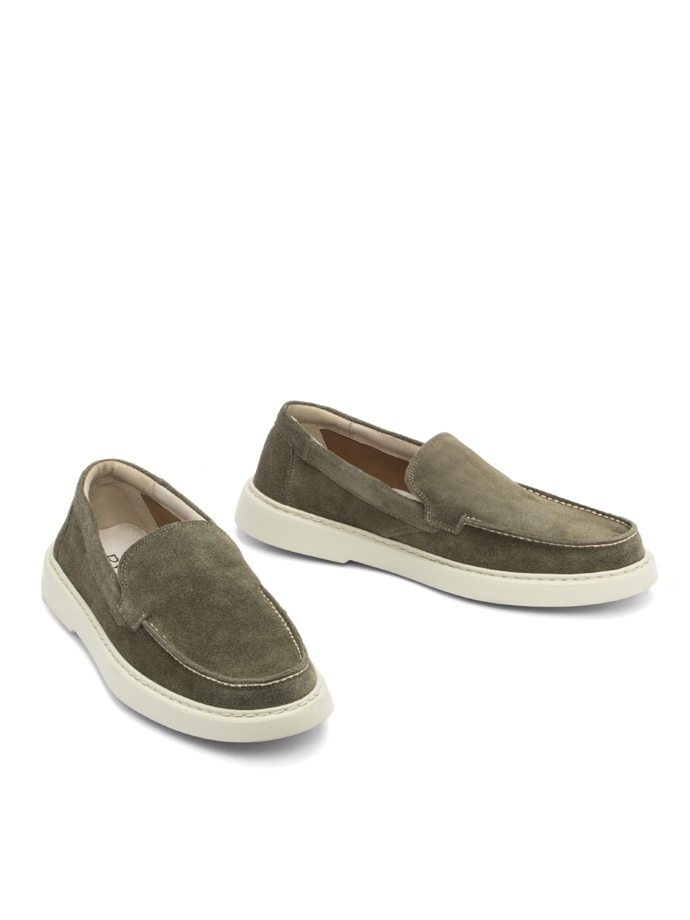 Chaussure basse RYŁKO en vert