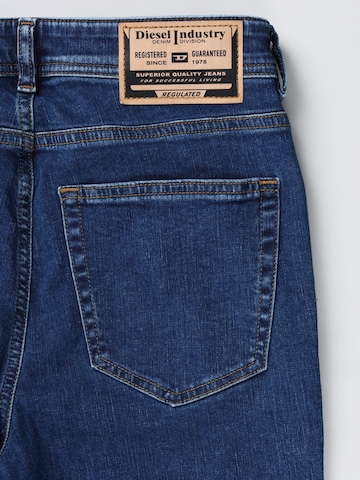 Skinny Jeans '1984 Slandy-High' di DIESEL in blu