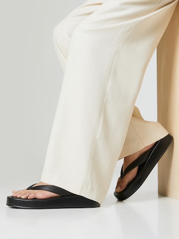Wide leg Pantaloni con pieghe 'Avena' di Guido Maria Kretschmer Women in beige