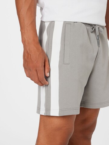 G-Star RAW Regular Shorts in Grau