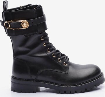 VERSACE Dress Boots in 38,5 in Black: front