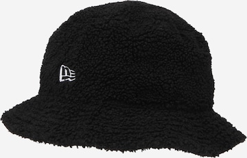 NEW ERA Hat in Black: front
