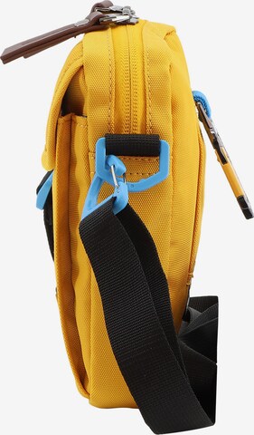 Discovery Shoulder Bag in Yellow