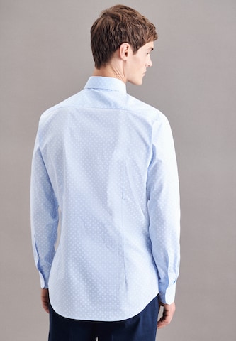 Coupe slim Chemise business ' X-Slim ' SEIDENSTICKER en bleu