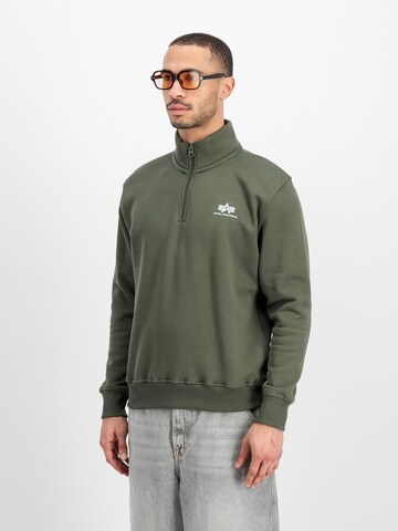 ALPHA INDUSTRIES Sweatshirt in Green