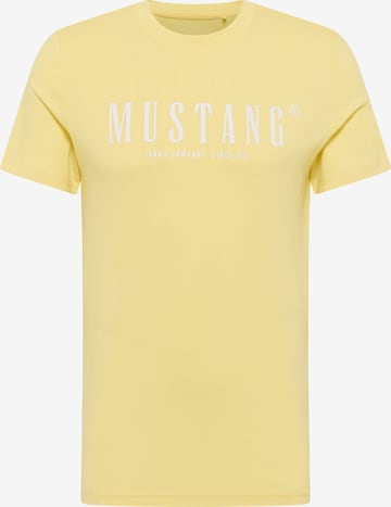 MUSTANG T-Shirt ' Style Austin ' in Gelb: Vorderseite