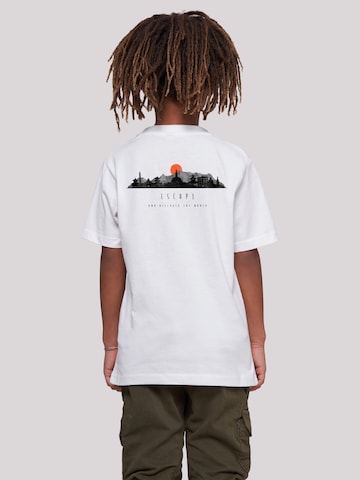 T-Shirt 'Escape Discover the World Asian Town' F4NT4STIC en blanc : devant