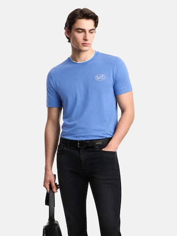EA7 Emporio Armani T-shirt i blå: framsida