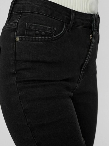 NÜMPH Regular Jeans 'NUSIDNEY' in Schwarz