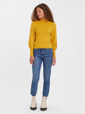 VERO MODA Sweater 'Holly Karis' in Yellow