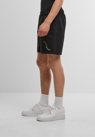 Lost Youth Regular Hose 'Right Direction' in Schwarz