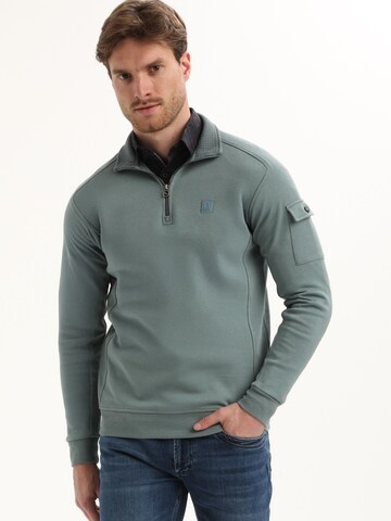 Gabbiano Sweater in Blue: front