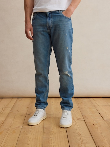 DAN FOX APPAREL Regular Дънки 'Carlo' в синьо: отпред