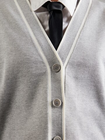 BOSS Gebreid vest 'Flodina' in Grijs