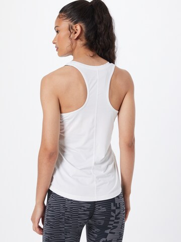 NIKE - Top deportivo en blanco