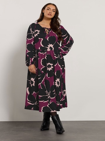 Stil Diva Dress in Purple: front