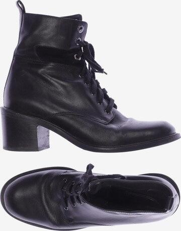 COX Dress Boots in 40 in Black: front