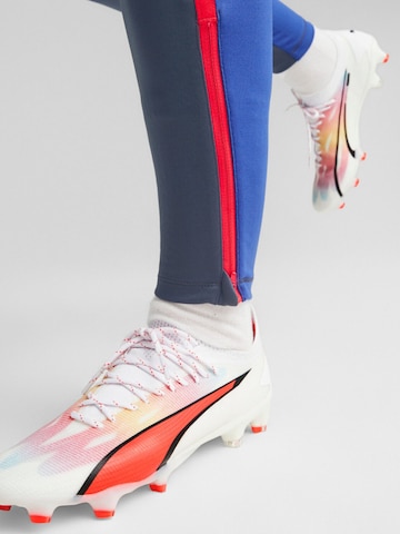 PUMA Soccer shoe 'Puma King Ultimate Fgag Firm Artificial Ground Soccer Cleats' in White