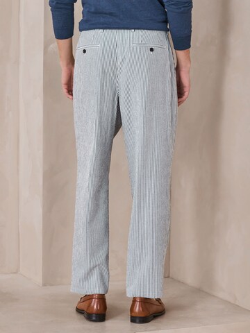 Loosefit Pantalon à pince Next en bleu