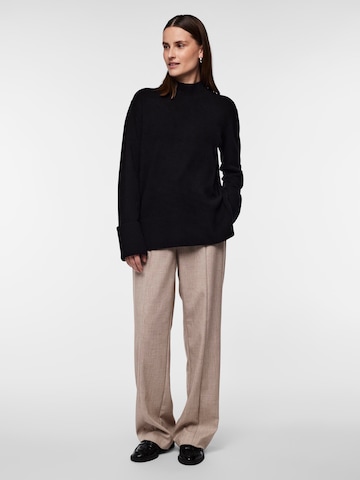 Pullover 'Emilie' di Y.A.S in nero