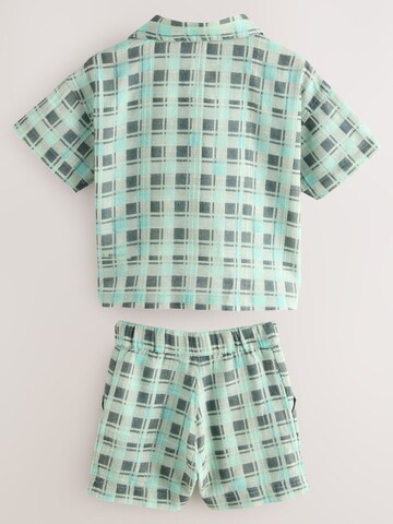 smALLSAINTS Set in Grün