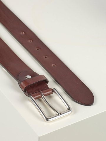Howard London - Cinturón 'Leather Belt Roger Dark Brown' en marrón
