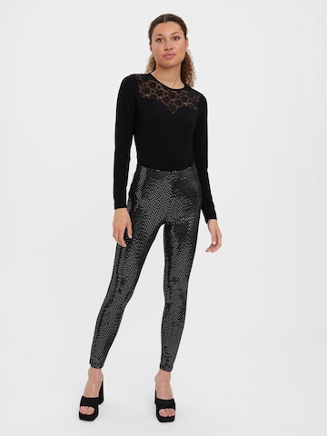 VERO MODA Skinny Broek 'KALLA' in Zwart