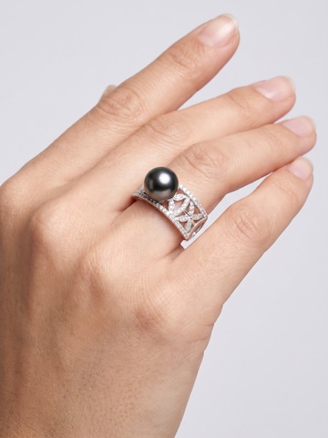 Anello 'KALINA' di Ateliers Saint Germain in nero