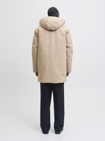 JACK & JONES Ανοιξιάτικο ή φθινοπωρινό παρκά 'JPRCCMOON' σε μπεζ
