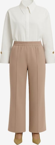Touche Prive Pleated Pants in Beige: front