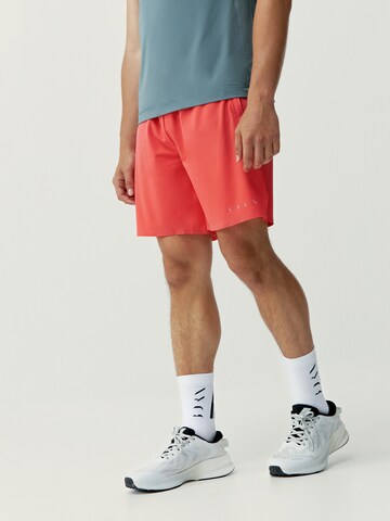 Regular Pantalon de sport 'Orinoco' Born Living Yoga en orange : devant
