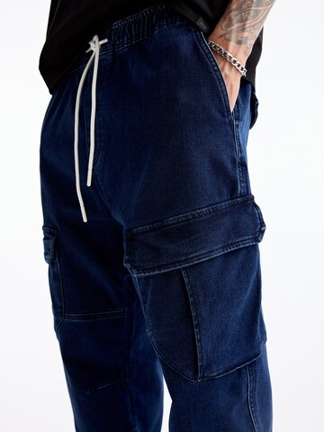 Pull&Bear Tapered Cargo Jeans in Blue