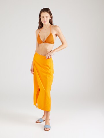 Monki Triangel Bikinitop in Oranje