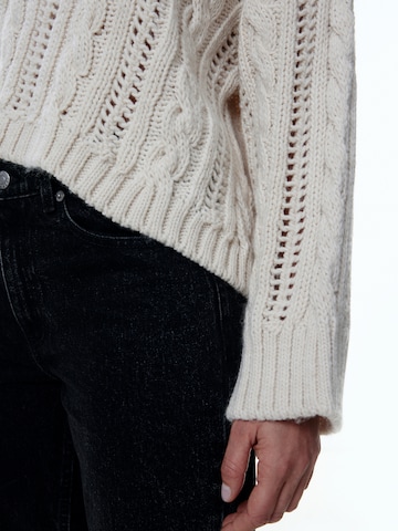 EDITED Sweater 'Uliana' in Beige