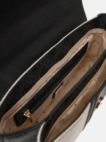 GUESS Handtasche 'Kerima' in Schwarz