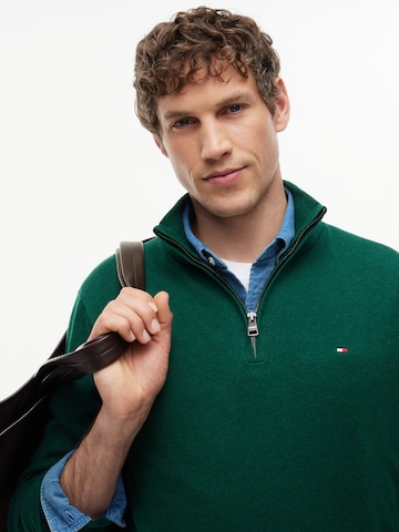 Pulover de la TOMMY HILFIGER pe verde