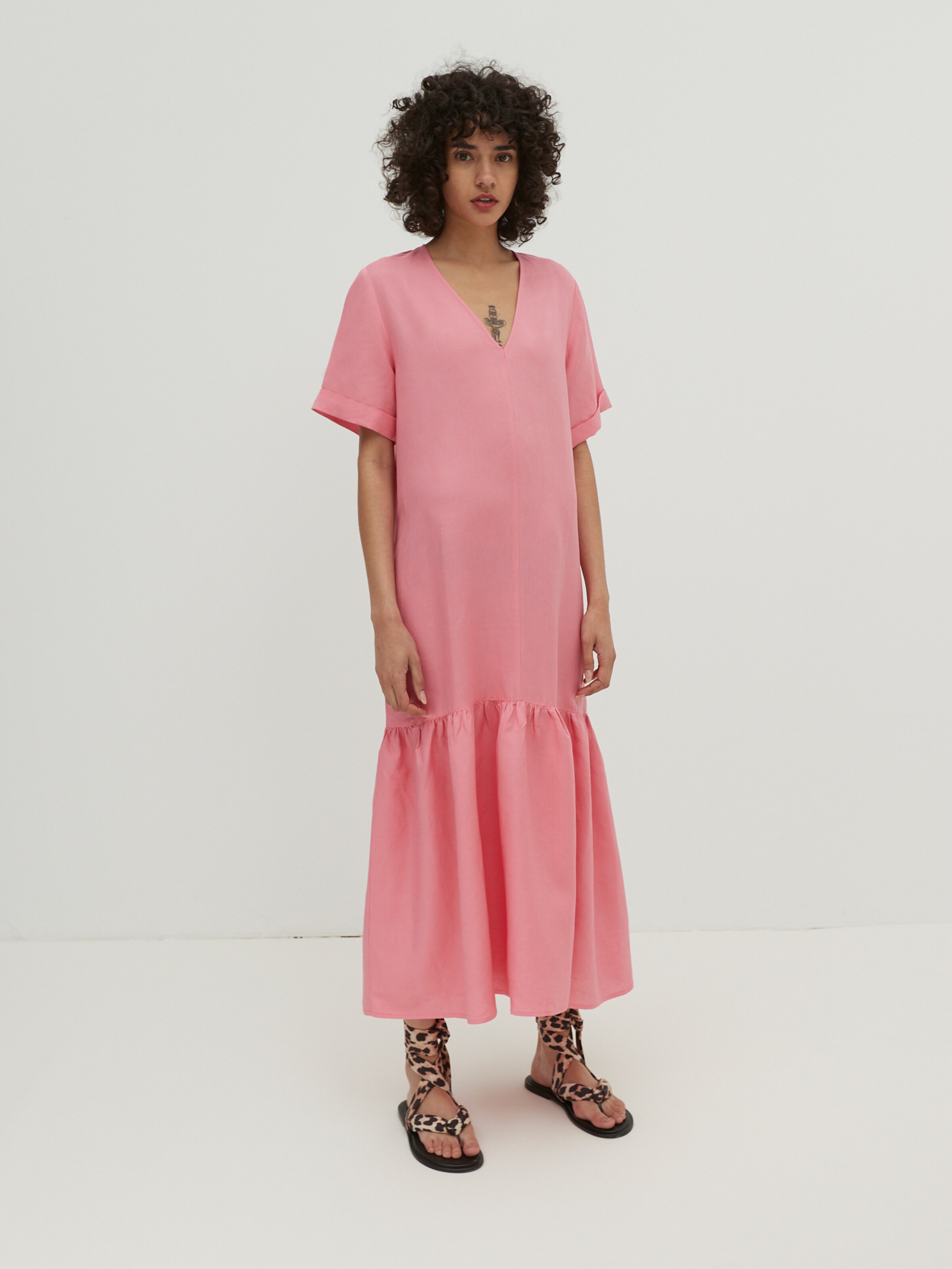 Frauen Große Größen EDITED Kleid 'Hadlee' in Pink - QX60833 Frauen Große Größen EDITED Kleid 'Hadlee' in Pink - QX60833