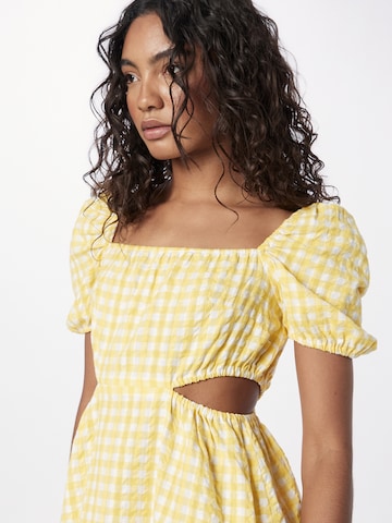 Monki Dress in Yellow