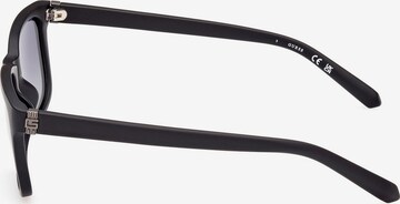 Lunettes de soleil GUESS en noir