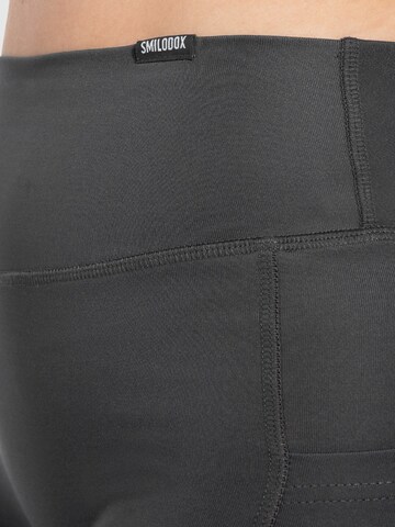 Smilodox Slimfit Leggings ' Ilissa ' in Grijs
