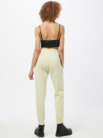 Gina Tricot Tapered Broek in Groen