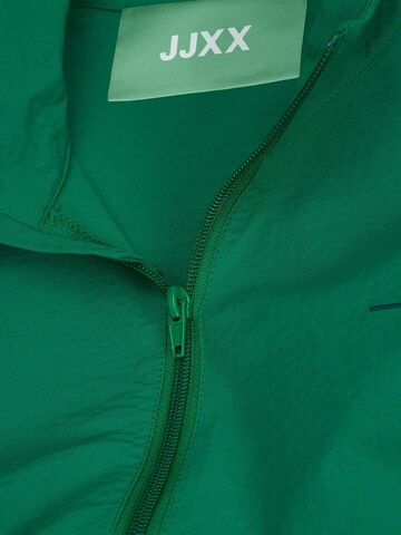 JJXX Between-season jacket 'Hailey' in Green