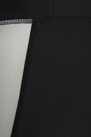 LASCANA ACTIVE Skinny Leggingsit värissä musta