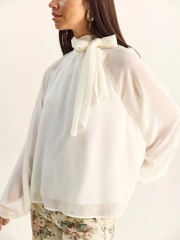 Camicia da donna di Bianco Lucci in bianco