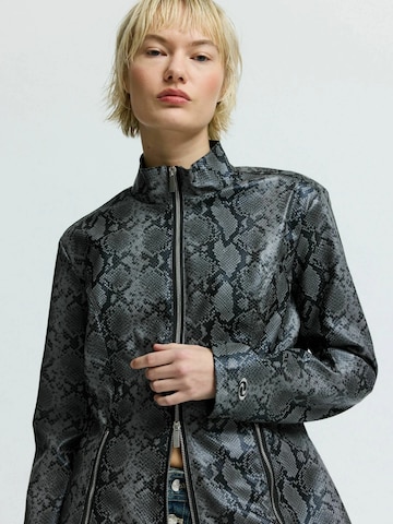 Résumé Tussenjas ' HeatherRS ' in Groen