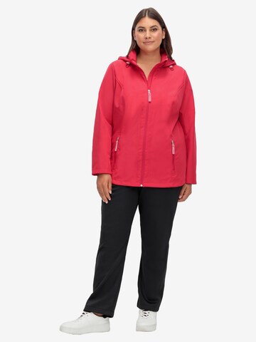 SHEEGO Performance Jacket in Red